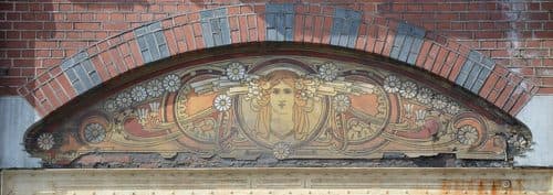 Charleroi - Art nouveau - sgraffite - Paul Cauchie - rue de la Montagne 38 - 2014-09-13 — Sgraffito
